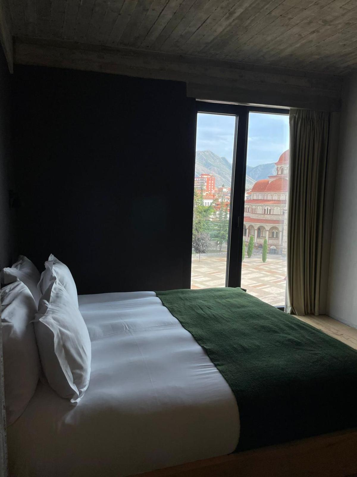 In Gallery Hotel & Spa Korce Exterior photo