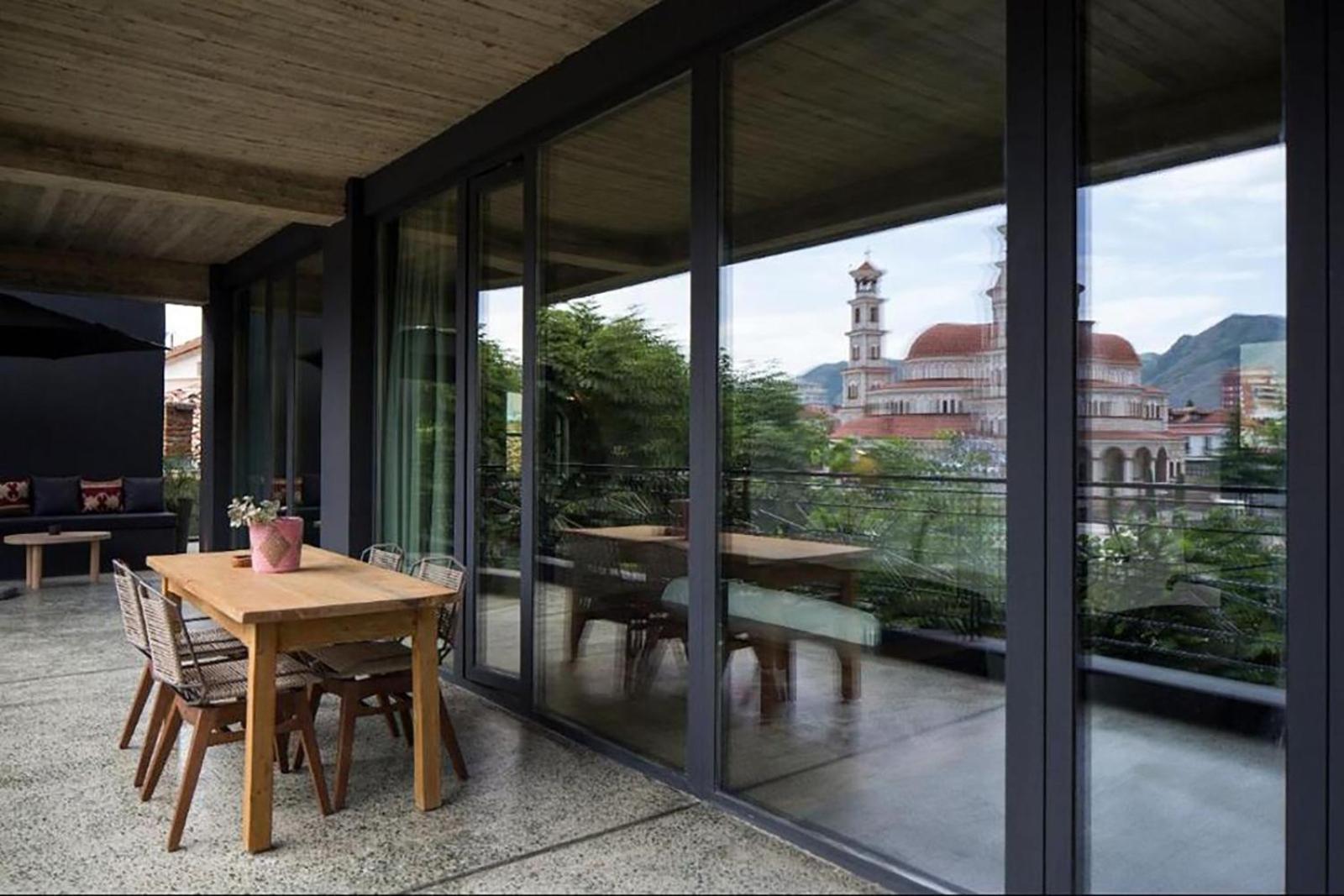 In Gallery Hotel & Spa Korce Exterior photo